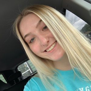 Meet your Posher, Kaely